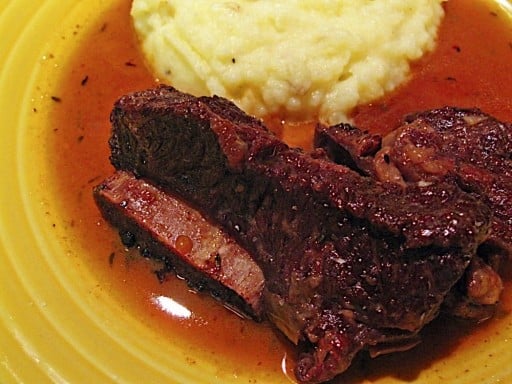 Pressure Cooker Short Ribs