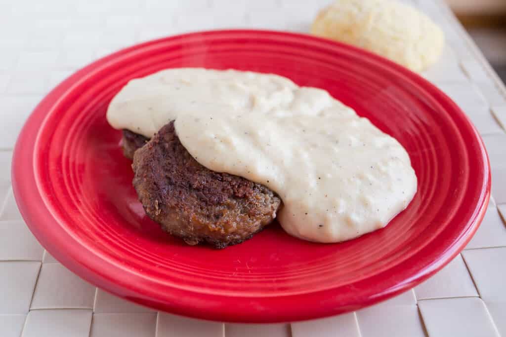 Cast Iron Biscuits And Gravy 