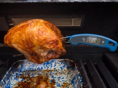 RotisserieTurkeyBreastWithHoneyBourbonGlaze-1000091