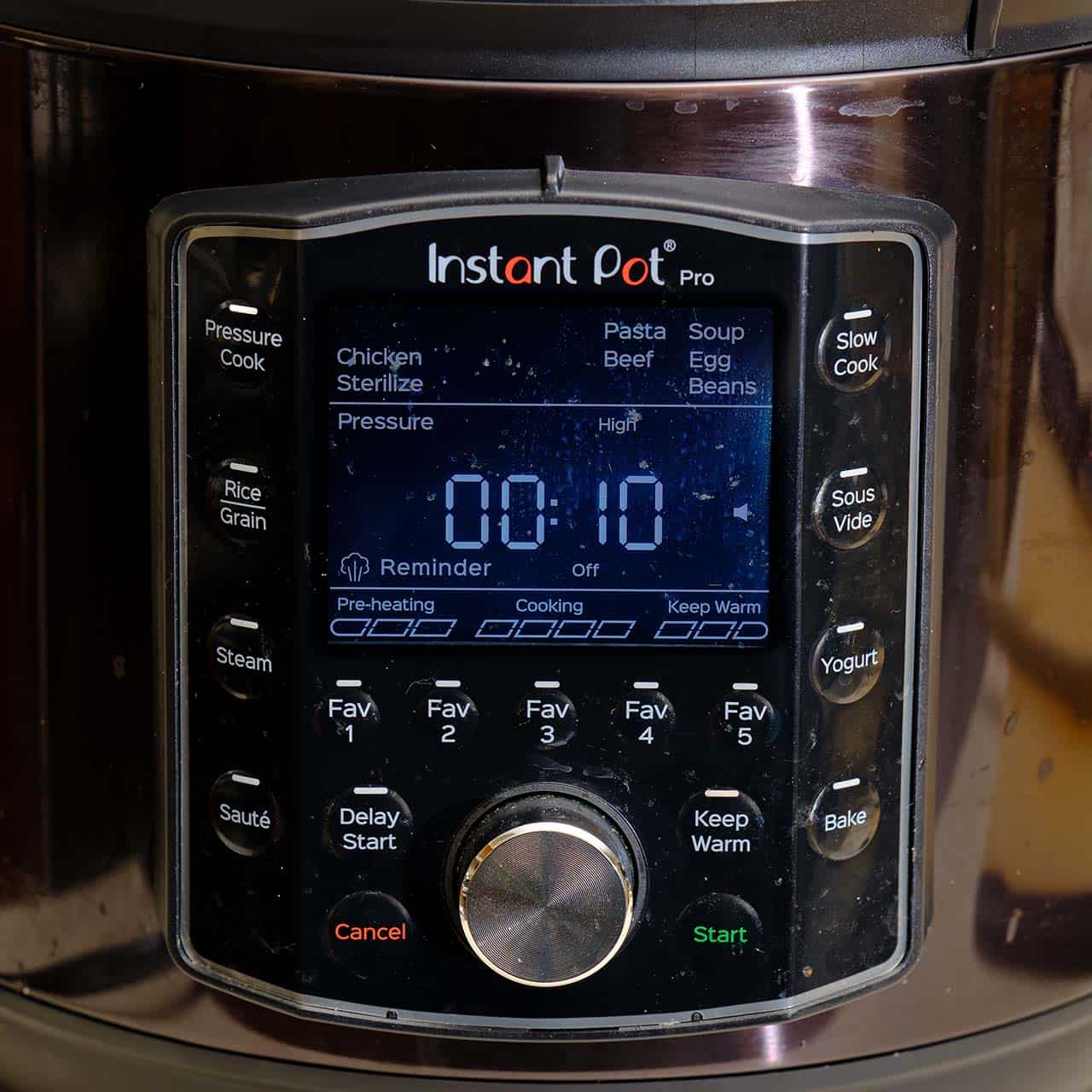 Instant Pot set to High Pressure for 10 minutes
