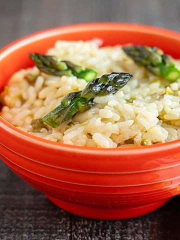 A bowl of asparagus risotto