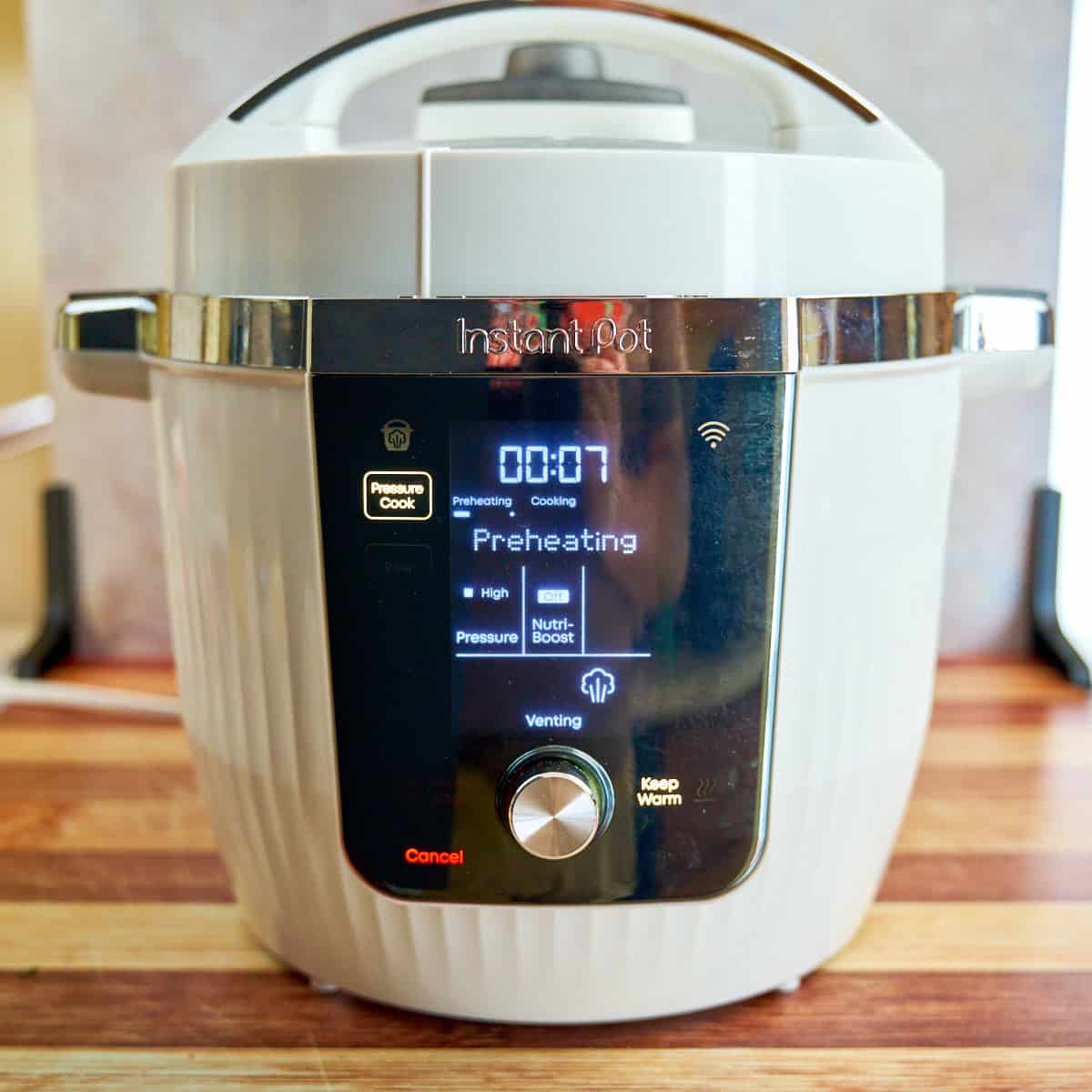Instant Pot set to 7 minutes on high pressure