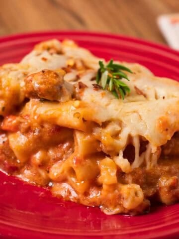 A plate of Instant Pot Baked Ziti