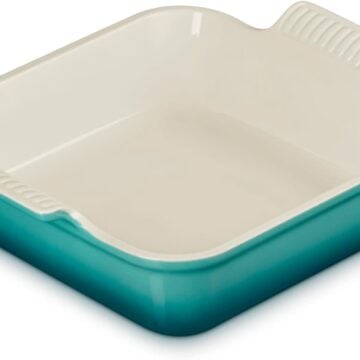 Le Creuset 9-inch square baking dish